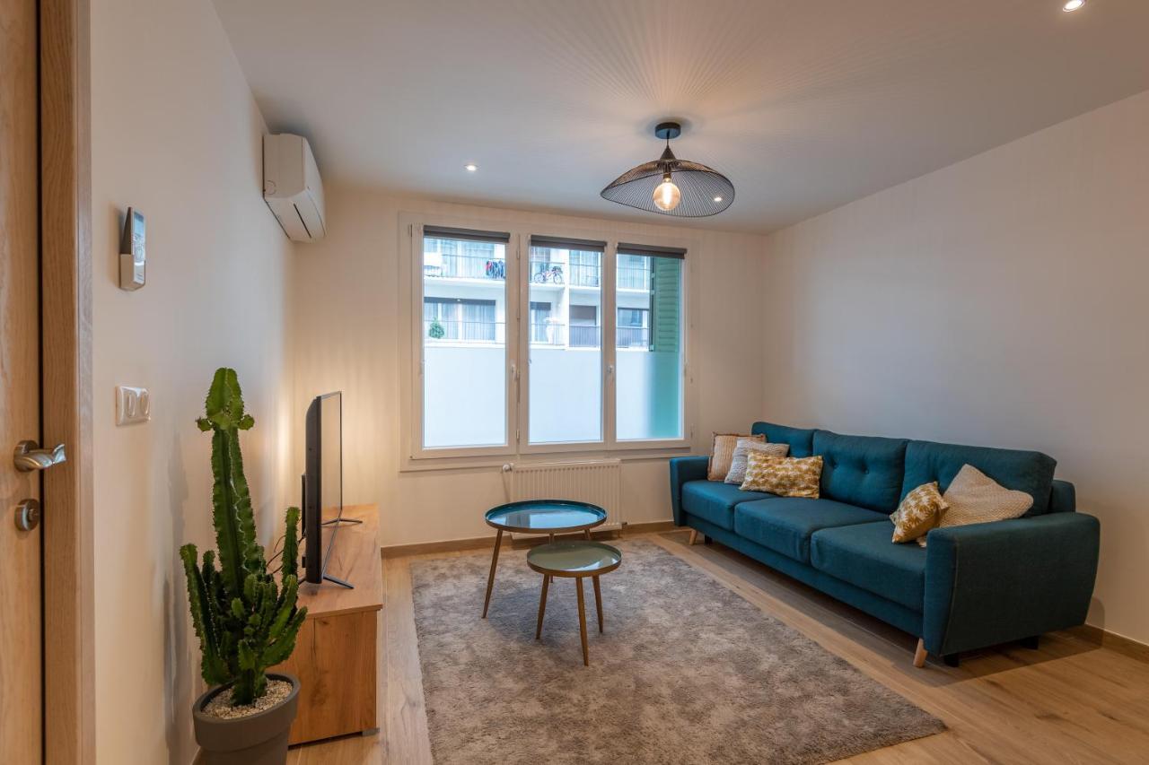 7 Rhone Super T2 Renove Avec Place De Parking Privee Apartment Annecy Bagian luar foto